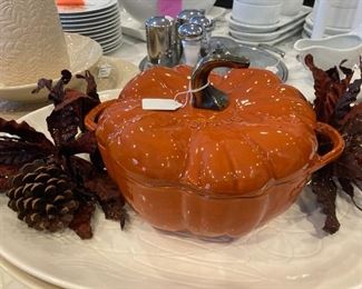 Stuab decorative cast iron, lidded pumpkin casserole with handles. Perfect for Thanksgiving!