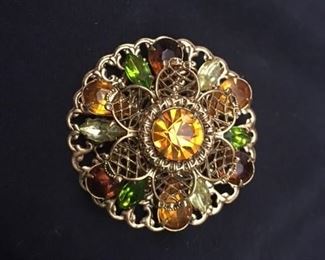 amazing broach