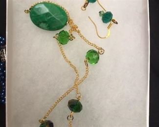 beautiful 3pc. ladies jewelry set