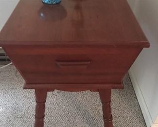 Cherry end table with front pull out drawer