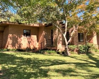 You will enjoy this sale at 1018 E. Watkins, Tyler, TX!