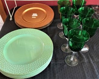 Pale green and gold chargers; green glassware