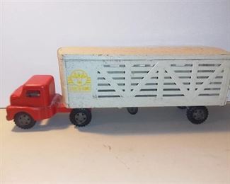 Vintage Structo Farms Livestock Truck