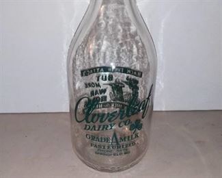 Cloverleaf Dairy Half Gallon Bottle - Buy More War Bonds