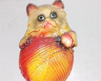 Vintage Chalk Cat String Holder