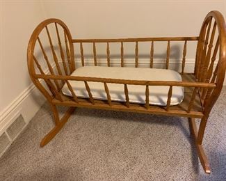 Early Baby Crib