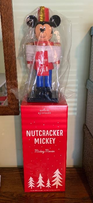Hallmark Nutcracker Mickey Mouse