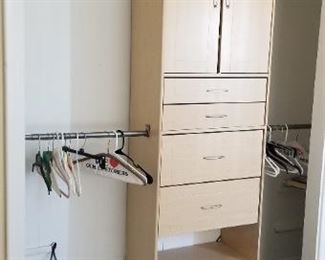 Closet system