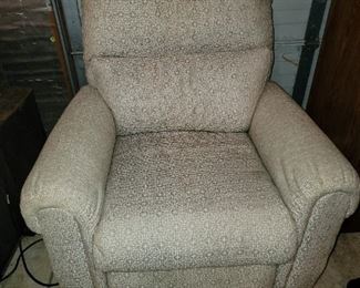 Recliner, like new, used for 1 year