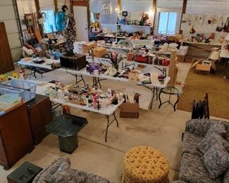 Huge 38x44 pole barn estate sale, indoor shopping