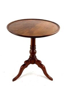 Round Antique 3 Legged Table 