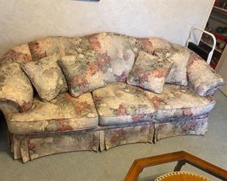 Schnadig Floral Couch Set
Like new condition.
Couch measures: 82” long x 35” deep x 17” tall to seat, 33” tall to back
Loveseat measures: 64” long x 35” deep x 17” tall to seat, 33” tall to back.
Must be able to move and load yourself.