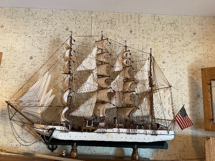 McKenzie Estate Sales & Auctions (Bayville, NJ) starts on 10/29/2021