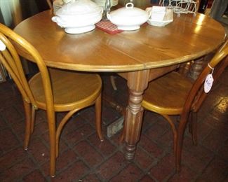 Drop leaf kitchen table & chairs