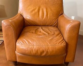 2pc Omnia Great Texas  Leather Chairs PAIR Guanaco Aztec Finish	32x34x35in	HxWxD
