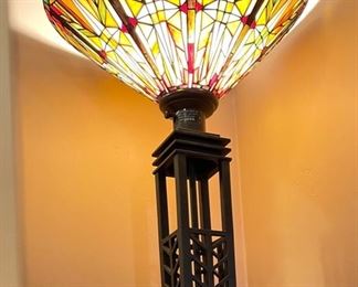 Quoizel Bronze Torchiere Lamp Faux Slag	71in H x 19in diameter	
