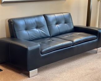 W Schillig Contemporary Black Leather  Sofa Couch Loveseat	32x84x36in	HxWxD
