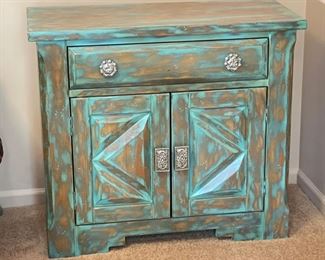 Distressed Green Wood Nightstand Chest	32x36x16in	HxWxD
