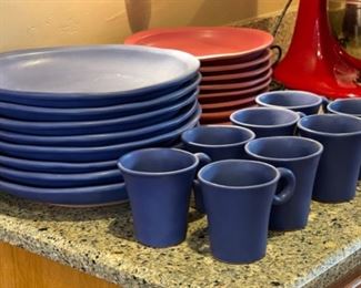 24pc Luna Garcia Gigante Diner Ware Set Plates Cups	13 inches and 10 inches 4” cup	
