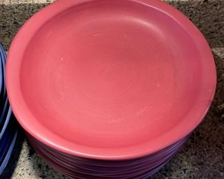 24pc Luna Garcia Gigante Diner Ware Set Plates Cups	13 inches and 10 inches 4” cup	
