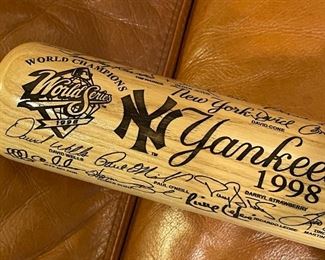 1998 New York Yankees World Series Champions Baseball Bat 2245 of 5000 Bat	34.75 long	
