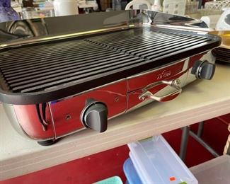 All Clad Indoor Counter-Top Electric Grill 6411 Series 1 Model Non-Stick Surface	24x16	
