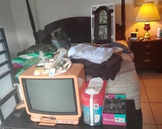 Pink TV, TV Stand, New wall clock