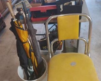 Vintage kitchen chair (only 1)