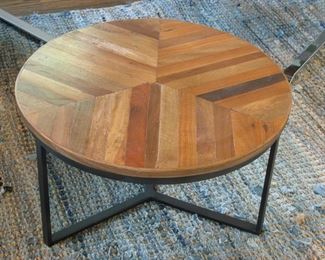 Small Vintage Coffee Table/End Table