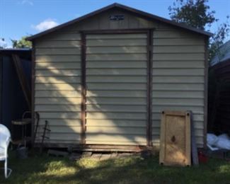 Large barn for sale - you must disassemble and move