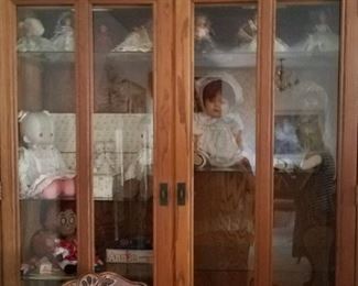 Curio/ china cabinet