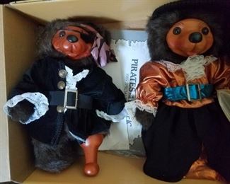 Raikes pirate bears, Raikes carved bear dolls
