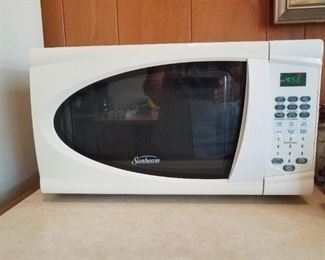 Microwave oven