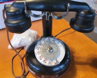 27.	   French Top Cradle Rotary Circa 1930’s					$200