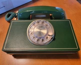34.    1982 Western Electric Elite in Green						$150