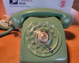 45.	    1964 Ericsson Desk Set in Moss Green	$65