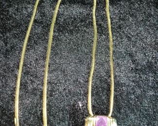 Pendant necklace, changeable charm