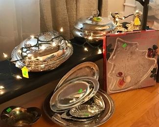 More silverplate serving pieces 