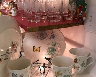 Decorative Christmas glassware