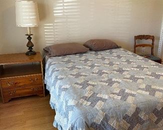 Full size mattress set with linens and two pillows/Night stand/Lamp