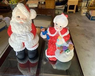 Mr. & Mrs. Santa Claus Lawn Decor Pieces | 19" T