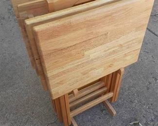 Lot of 4 Wooden TV Trays on Stand