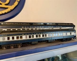 Electric Trains; Railroad, train, locomotive collectibles