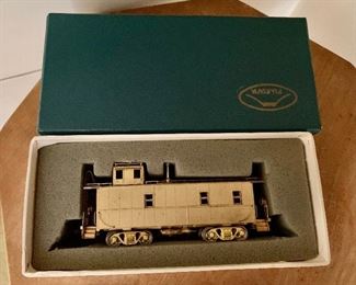 Fujiyama model train; Railroad, train, locomotive collectibles
