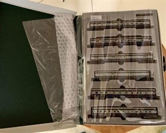 Kato B&O Smooth side passenger car - 6 train set NEW IN BOX; Railroad, train, locomotive collectibles