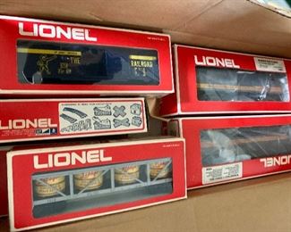 Lionel Service Station f-3 Special train set in box; Railroad, train, locomotive collectibles