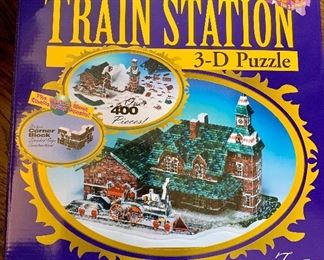 Railroad, train, locomotive collectibles