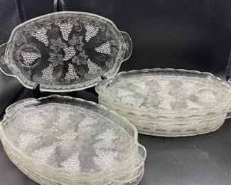 Set of 8 Vintage Grapevine Pattern Luncheon Plates