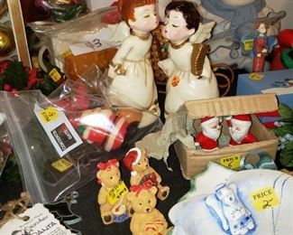 Vintage Kissing Christmas Angels.