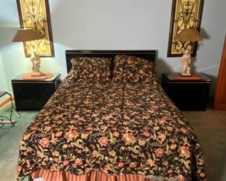 Black Lacquered Full Sized Bed